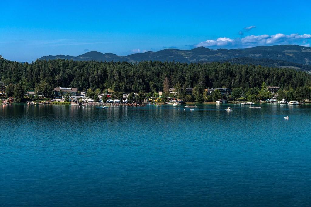 Ferienwohnungen Presslauer Mori - Haus Irmgard Sankt Kanzian am Klopeiner See Bagian luar foto